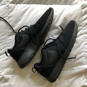 Nike Roshe Runs